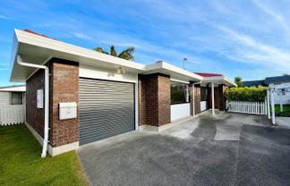 3/98 Roberts Road, Te Atatu South