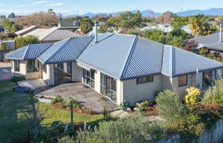 81 Iwa Street, Mapua