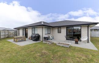 32 Aratapu Street, Waitara