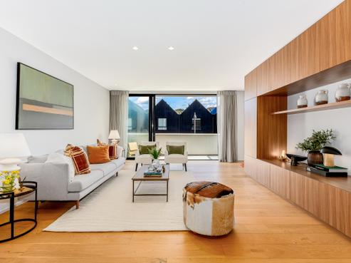 7 Jean Caldwell Way, Island Bay