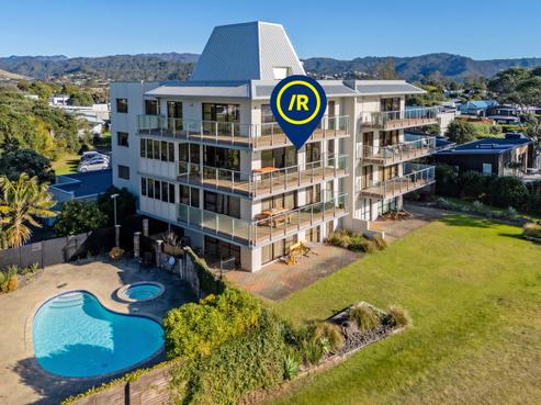 6/35 Claxton Avenue, Pauanui