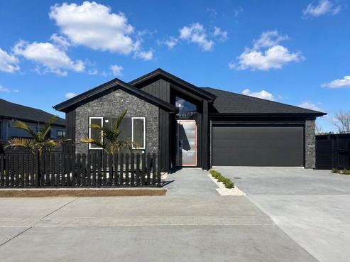 101 Parish Drive, Wainui