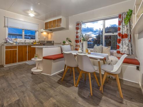 52A Winchester Street, Levin