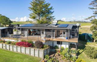 10 Clarke Road, Mangawhai