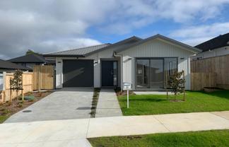 26 Houpuni Road, Milldale