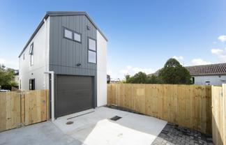 Auckland - Address withheld