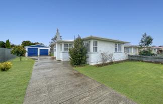 31 Abraham Crescent, Milson