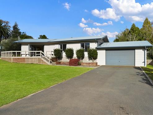 33 Exeter Street, Glenview