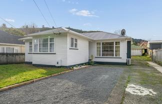 95 Hine Road, Wainuiomata