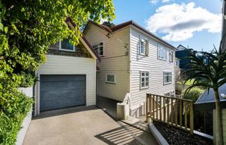 11 Lancaster Street, Karori