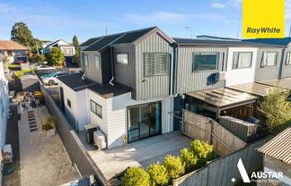 285 Te Atatu Road, Te Atatu South
