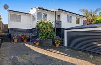 14 Penton Road, Stanmore Bay