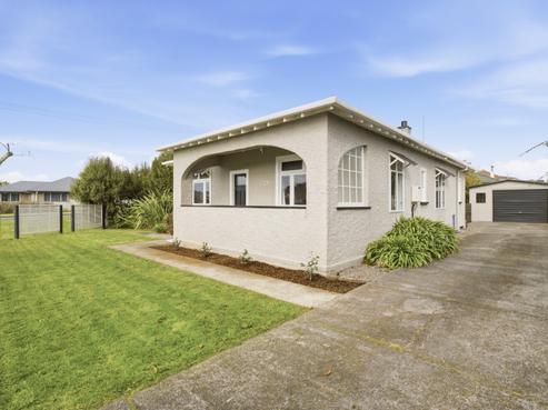 47 Lincoln Road, Springvale