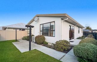 1/11 Sylvia St, Parklands