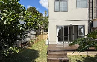 44/14 Oteha Valley Road, Northcross