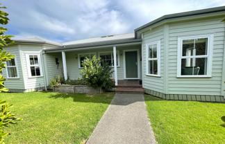 60 Karaka Road, Beachlands