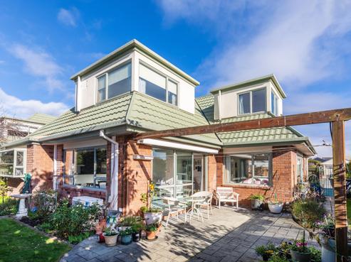 1/14 Aston Drive, Waimairi Beach
