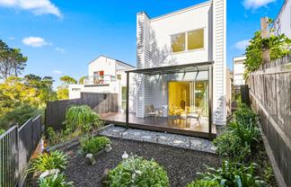 6 Aoraki Crescent, Albany Heights