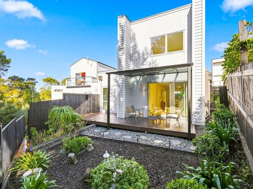6 Aoraki Crescent, Albany Heights