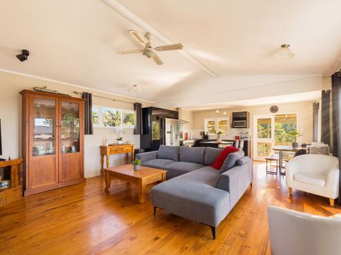 29 Cedar Terrace, Stanmore Bay