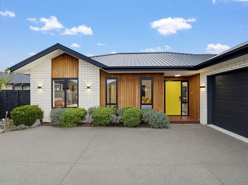 20 Petunia Drive, Hornby