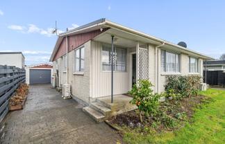 2/10 Ponderosa Grove, Maoribank
