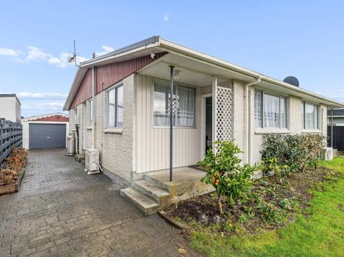 2/10 Ponderosa Grove, Maoribank