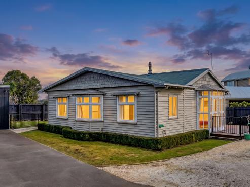 97B Park Terrace, Waikuku Beach