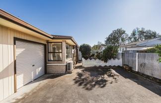 2/307 Charles Street, Saint Leonards