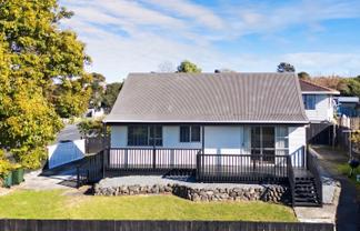 1/2 Kennington Drive, Clendon Park