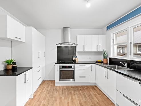14C Nelson Street, Petone