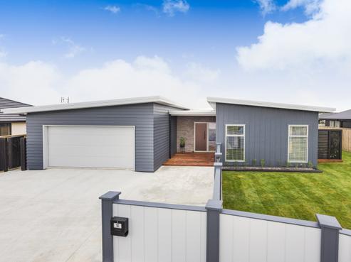 14 Kanzan Grove, Feilding