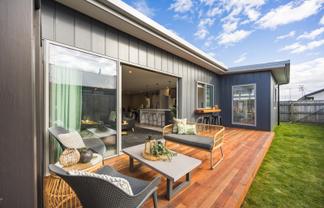 14 Kanzan Grove, Feilding