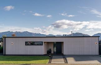 11 Sapphire Spring Rise, Wanaka