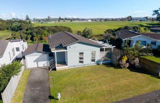 66 De Quincey Terrace, Highland Park