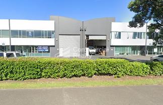 590 Sqm Showroom & Warehouse