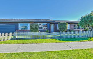 10 Harpham Street, Taradale