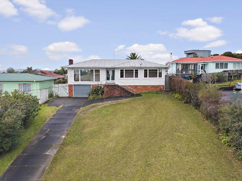 128 Rosier Road, Glen Eden
