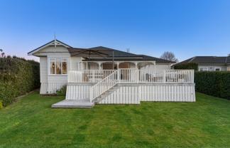 41 Albert Street, Riverhead