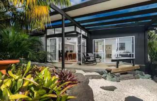 4 Outlook Road , Greenhithe