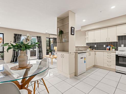 2/384 Madras Street, Christchurch Central
