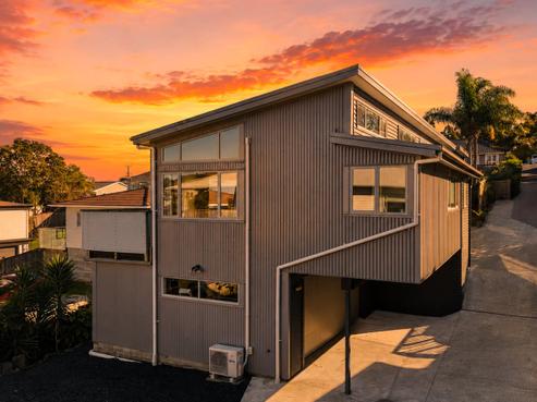8A Norman Road, Titirangi