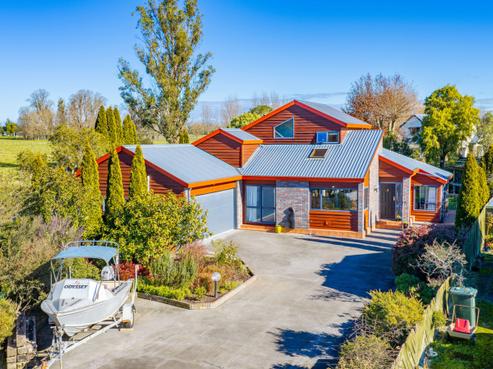 8 Willow Grove, Waipukurau and Surrounds