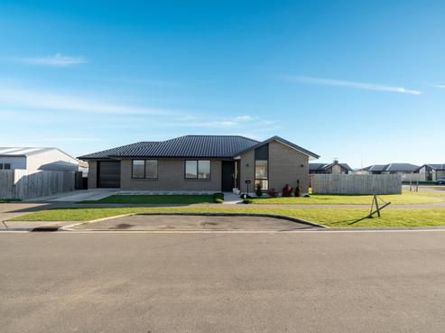 5 Scully Place, Strathern