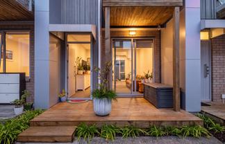 6 Ceramic Lane, New Lynn