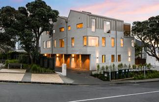 2A Hauraki Road, Hauraki