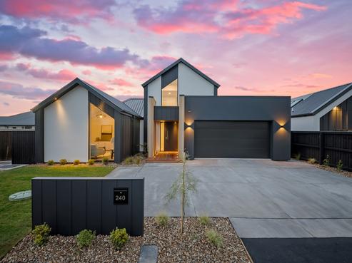 240 Styx Mill Road, Casebrook