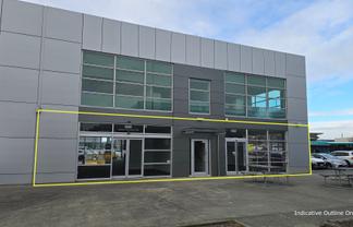 Large Modern Office Near the Airport  