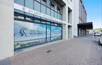 Ground floor, open plan & concrete floors!