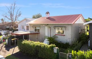 17 West View Road, Westmere